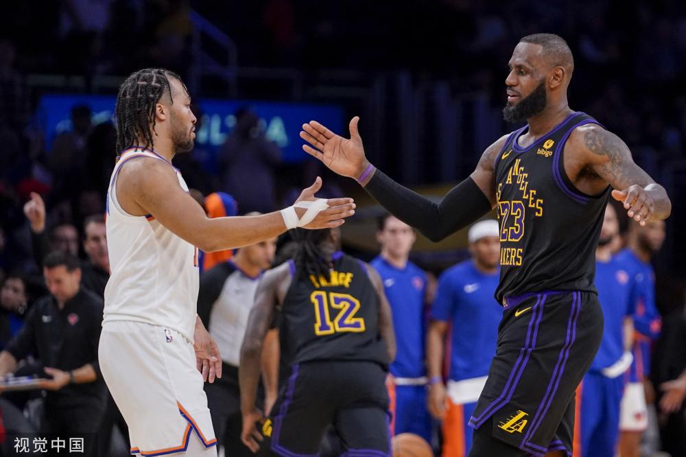 更是对阵容 更是对阵容