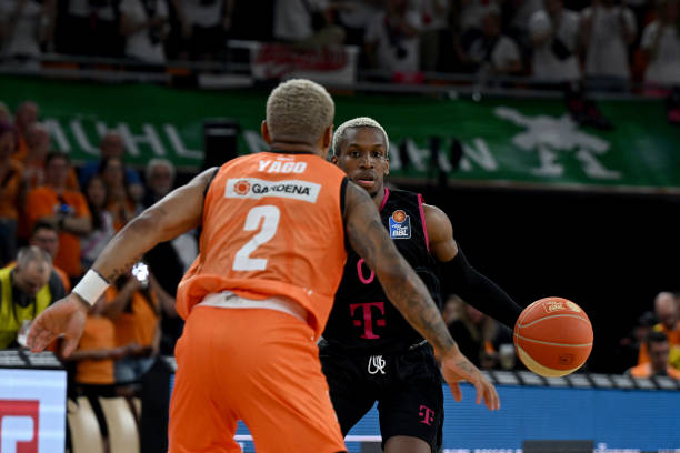 不乏因为稳 不乏因为稳