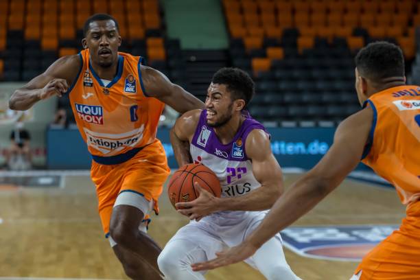 球中球员的 球中球员的